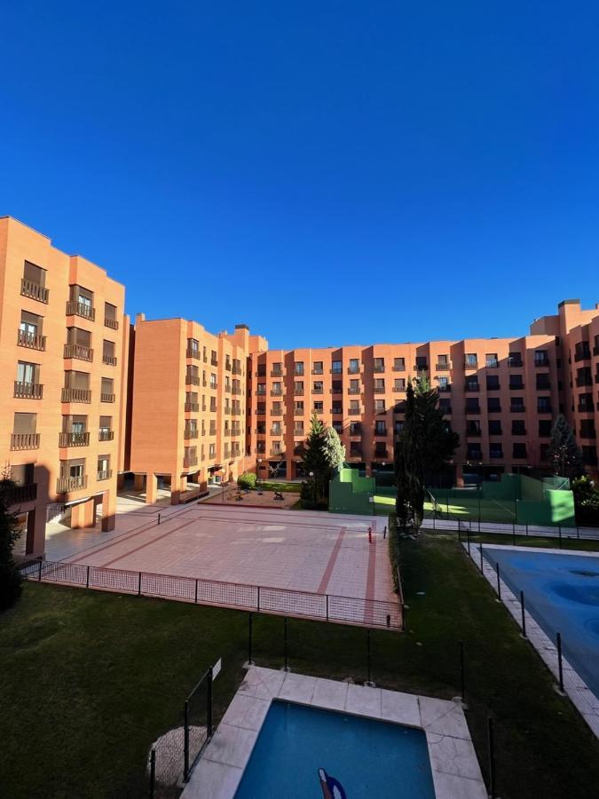 Samaniego Suite, Airport, Ifema Turistico مدريد المظهر الخارجي الصورة