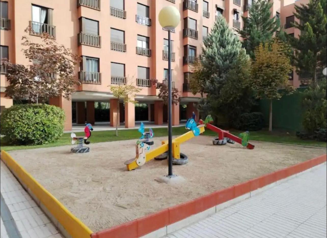 Samaniego Suite, Airport, Ifema Turistico مدريد المظهر الخارجي الصورة