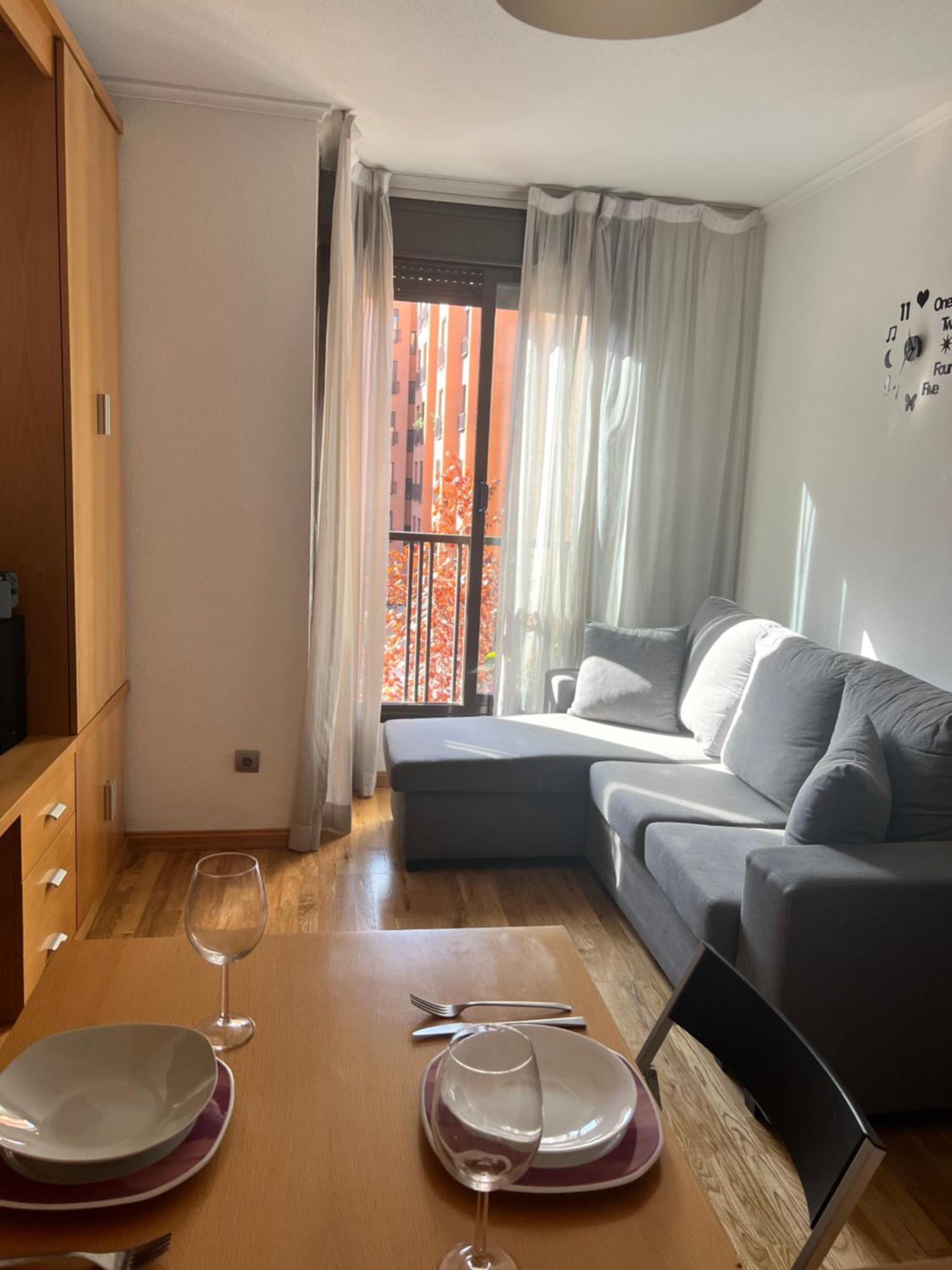 Samaniego Suite, Airport, Ifema Turistico مدريد المظهر الخارجي الصورة